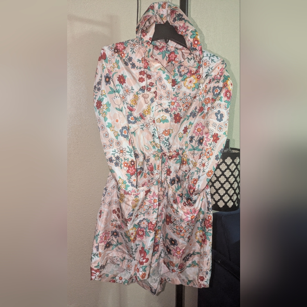 Vera Bradley Packable Raincoat in "Prairie Paisley"